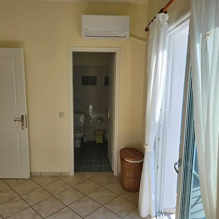 Skala - - Sleeps 7 - Parking - Garden Skala (Kefalonia)