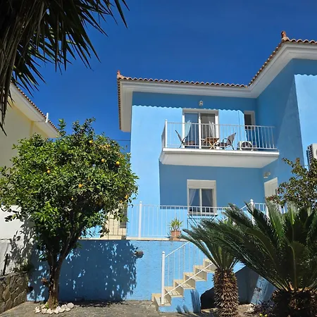 Skala - - Sleeps 7 - Parking - Garden וילה