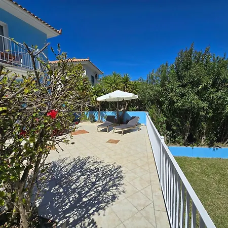Skala - - Sleeps 7 - Parking - Garden