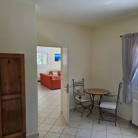 Skala - - Sleeps 7 - Parking - Garden Вилла *